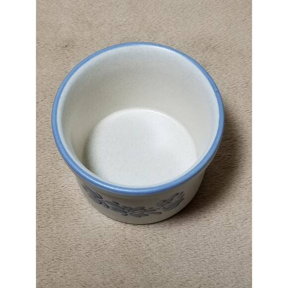 Pfaltzgraff Yorktowne Teacup Saucer Creamer Dip Bowl USA Dinnerware Vintage - Picture 9 of 10